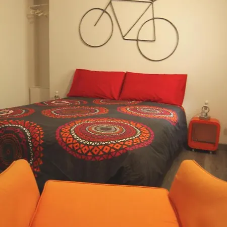 Aetna Silva Apartment